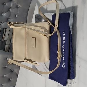 Dooney & Bourke soft leather beige crossbody